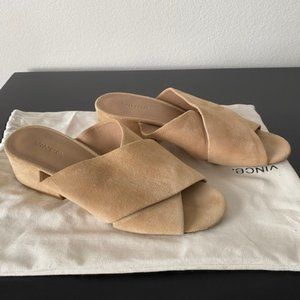 Vince Cream Suede Sandal Block Heel Criss Cross Straps Size 7